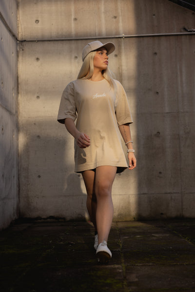 Amada Street Oversized T-paita beige