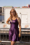 Basics Festival Edition kellohelmainen mekko violetti metalli